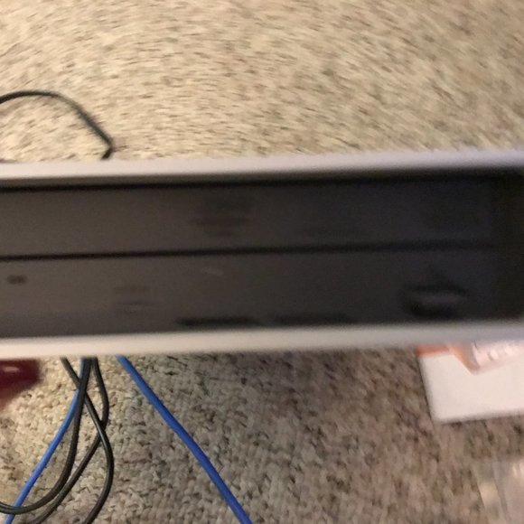 LaCie d2 DVD U&I 300727 External Drive - Picture 2 of 6